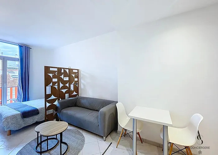 L'horloge I - - 15 Min Palais -