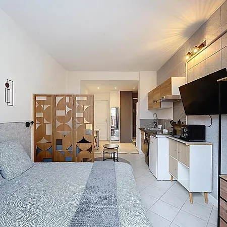 L'horloge I - - 15 Min Palais - Appartement *